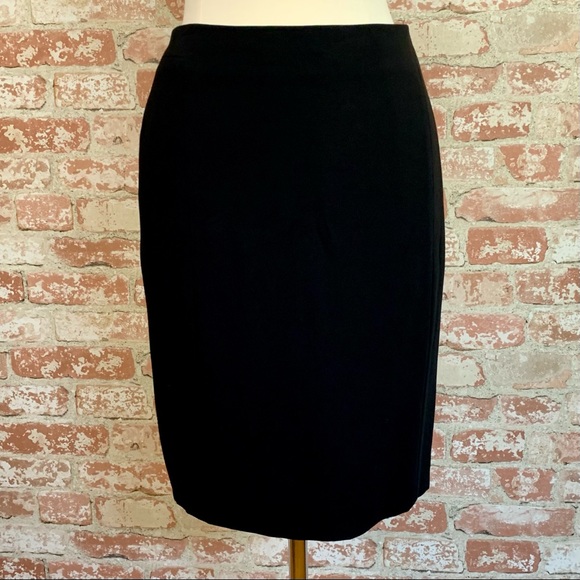 Ann Taylor Dresses & Skirts - Ann Taylor Classic Pencil Skirt Black Lined